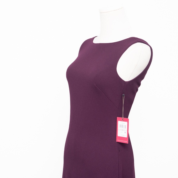 Vince Camuto - Ruffe Front Sleeveless Formal Gown - Picture 13 of 14